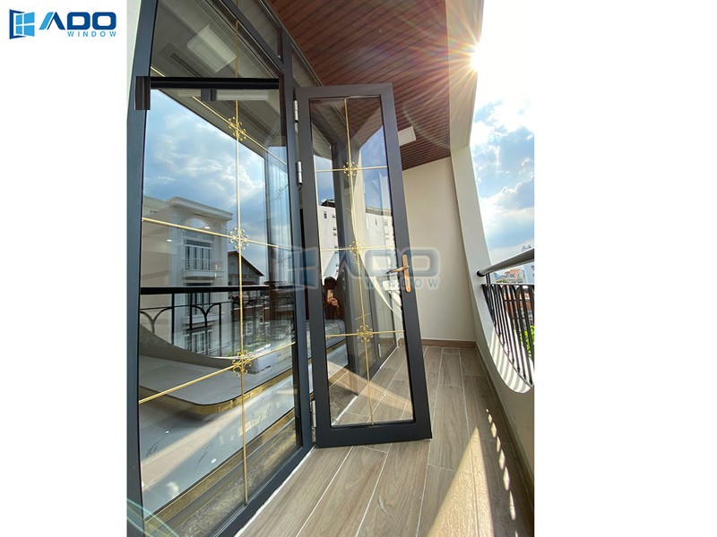 Cửa Nhôm Kính Hộp Nan Đồng – Giải Pháp Sang Trọng và Hiện Đại Cho Mọi Công Trình